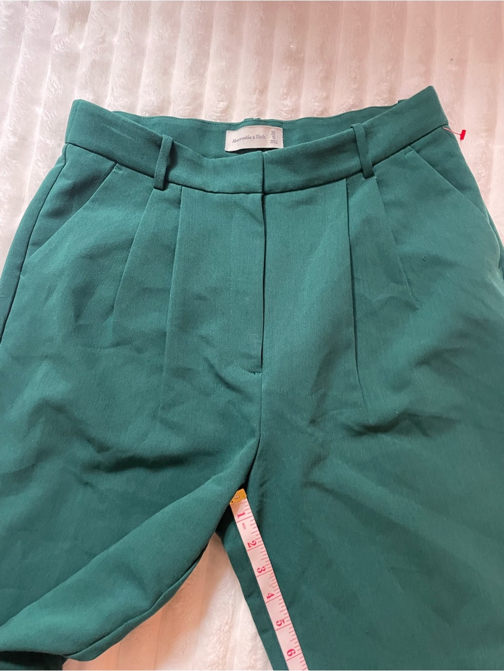 Abercrombie & Fitch Wide-Leg High-Rise Pants in Forest Green - Picture 10 of 16